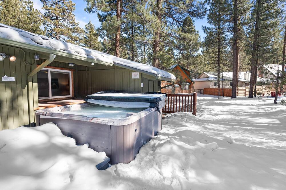 Photo of Outdoor in Summit Estates