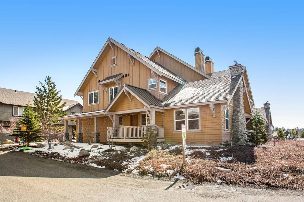 Photo of Others in Ronald