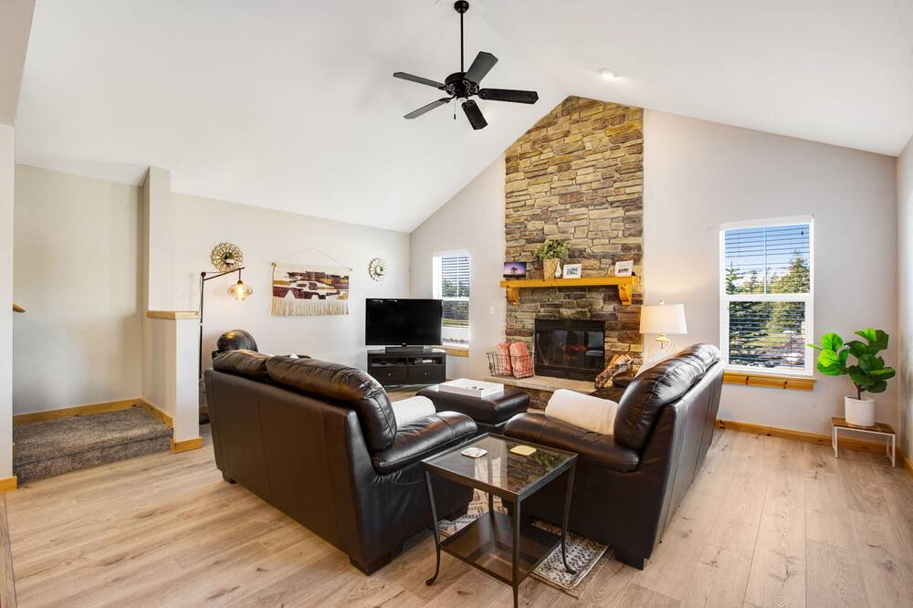 Photo of Others in Ronald