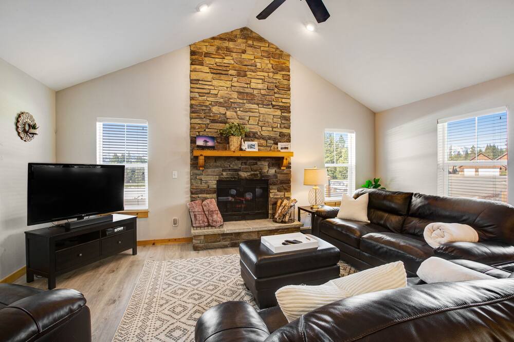 Photo of Others in Ronald