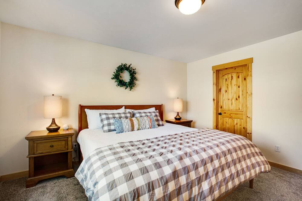 Photo of Others in Ronald