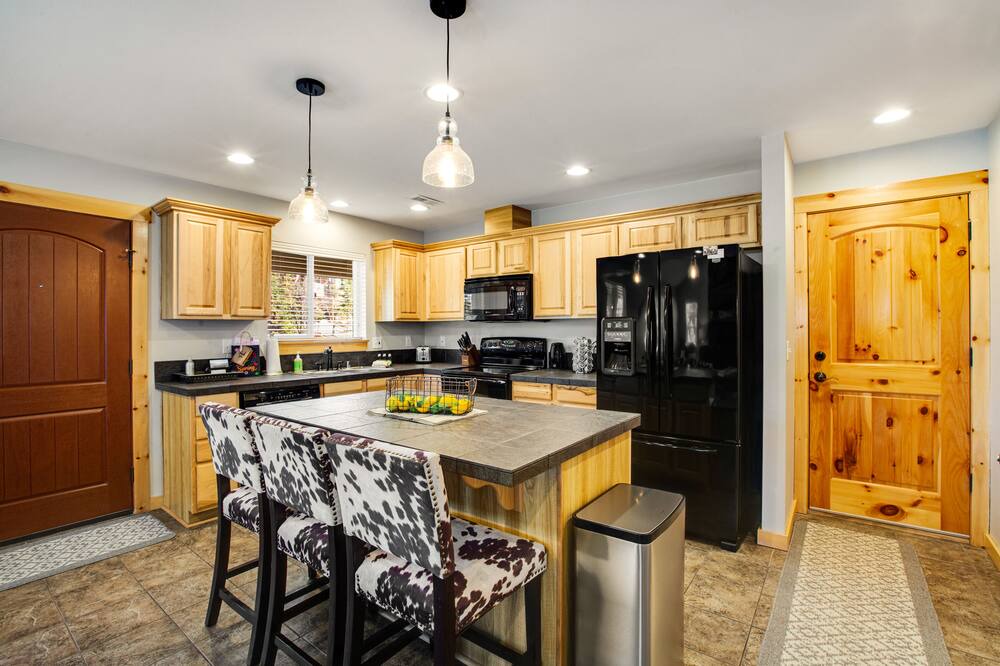 Photo of Others in Ronald