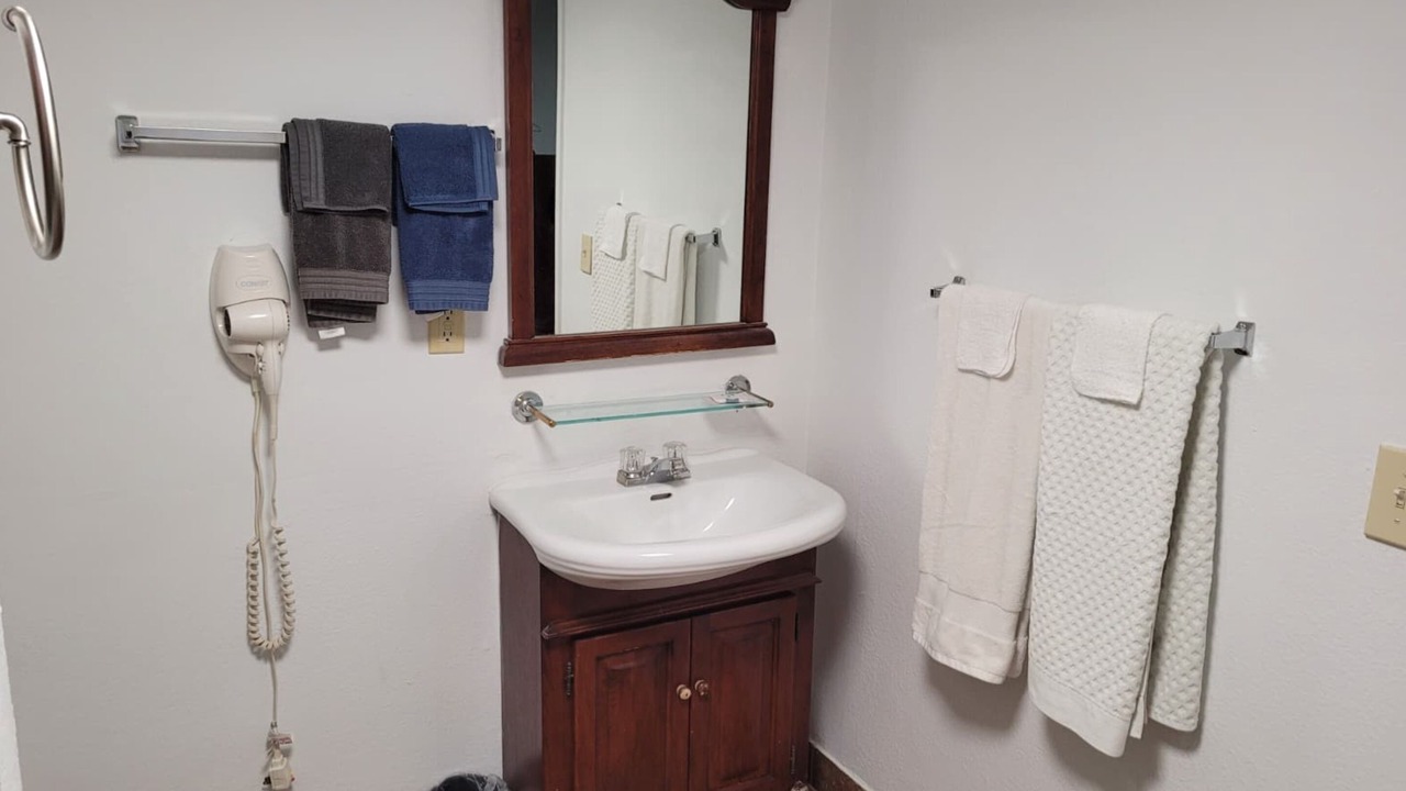 Photo of Bathroom in Hutchinson