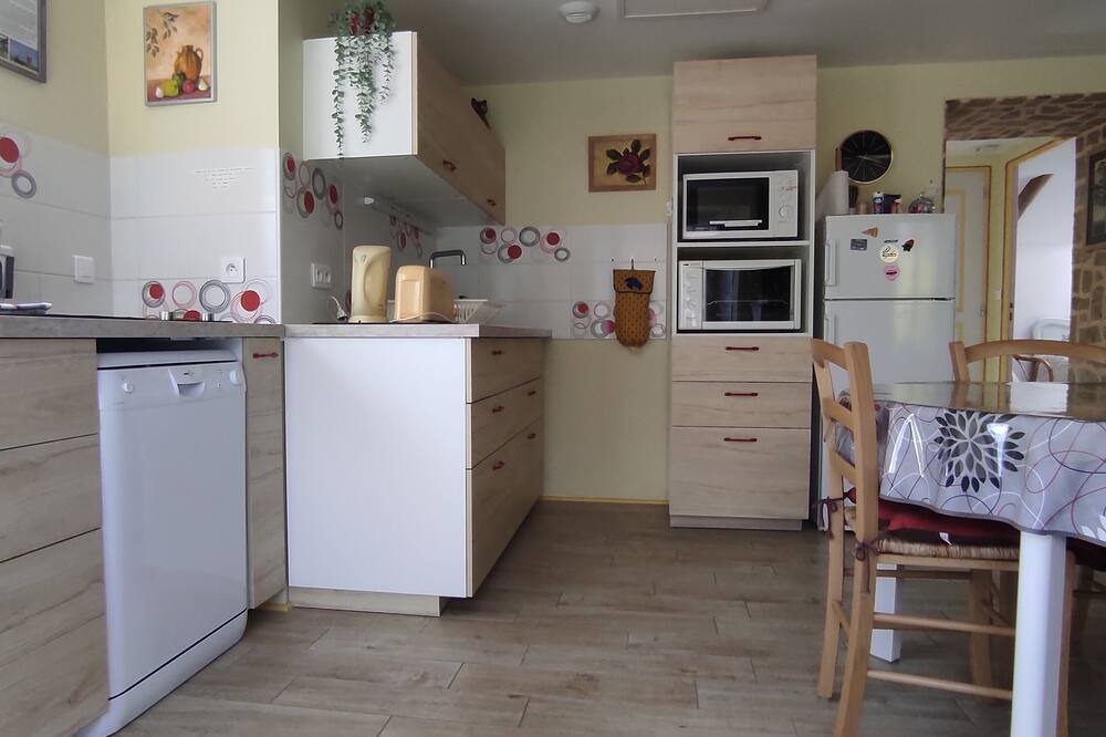 Photo of Kitchen in Bain-de-Bretagne