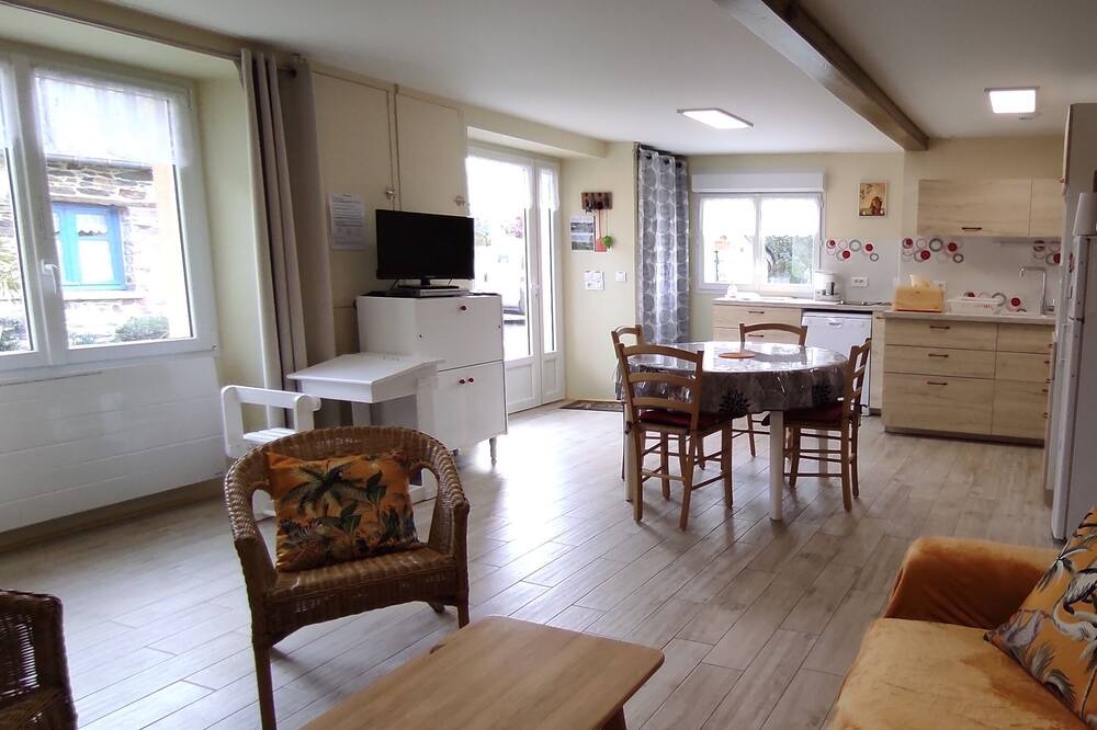 Photo of Livingroom in Bain-de-Bretagne
