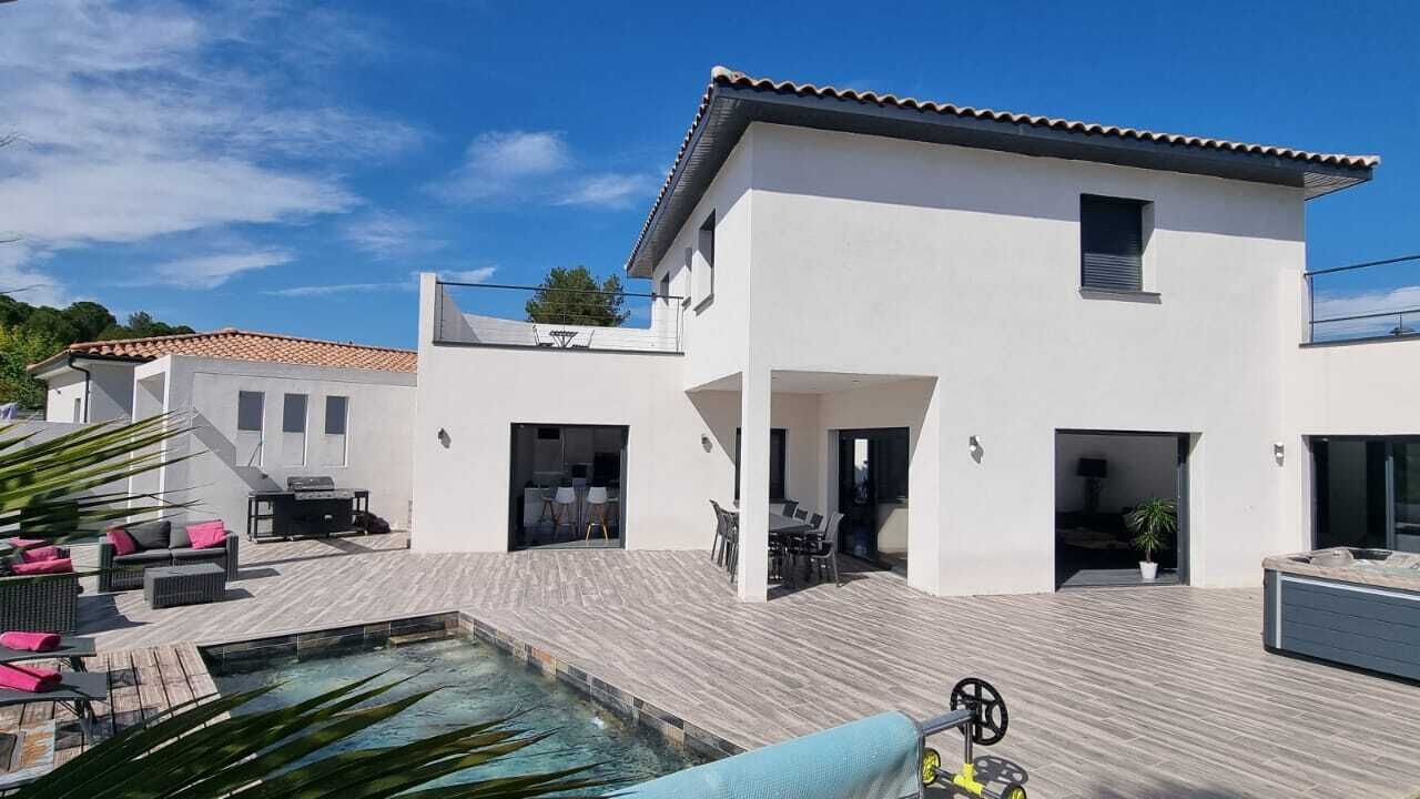 Photo of Outdoor in Villetelle
