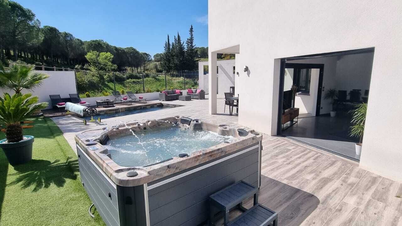 Photo of Outdoor in Villetelle