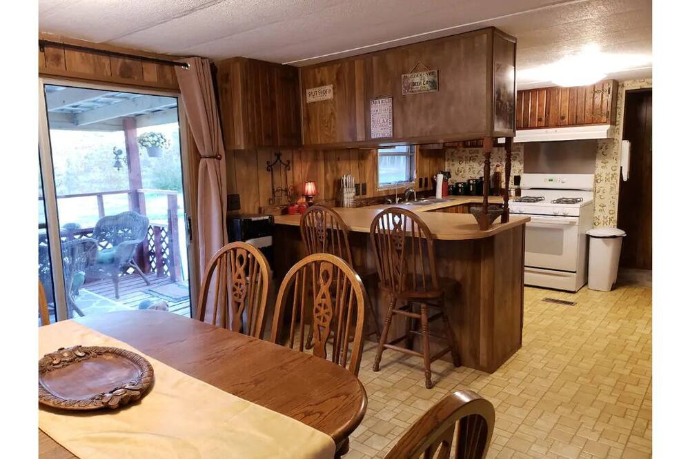 Photo of Kitchen in Henry County