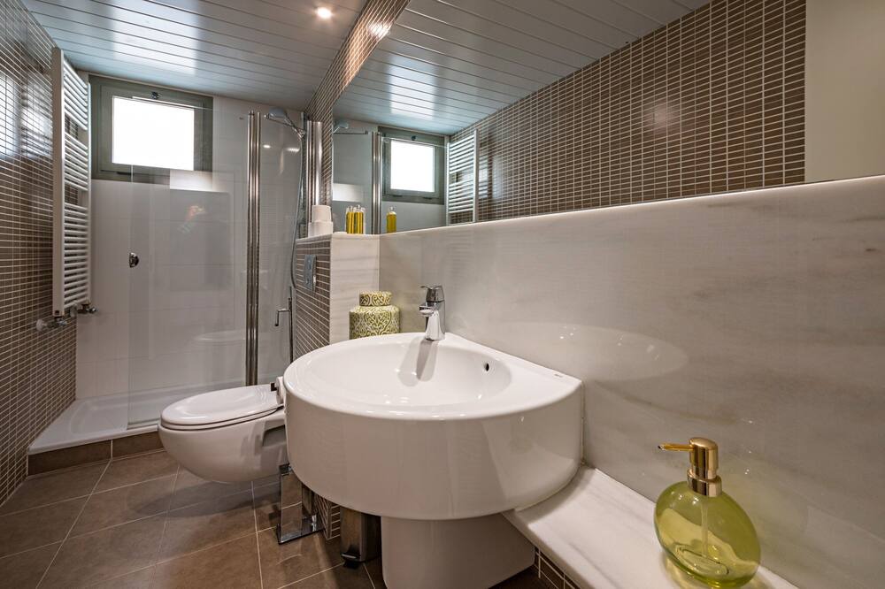 Photo of Bathroom in Gothic Quarter