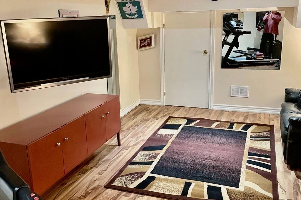 Photo of Bedroom in Anstruther Lake