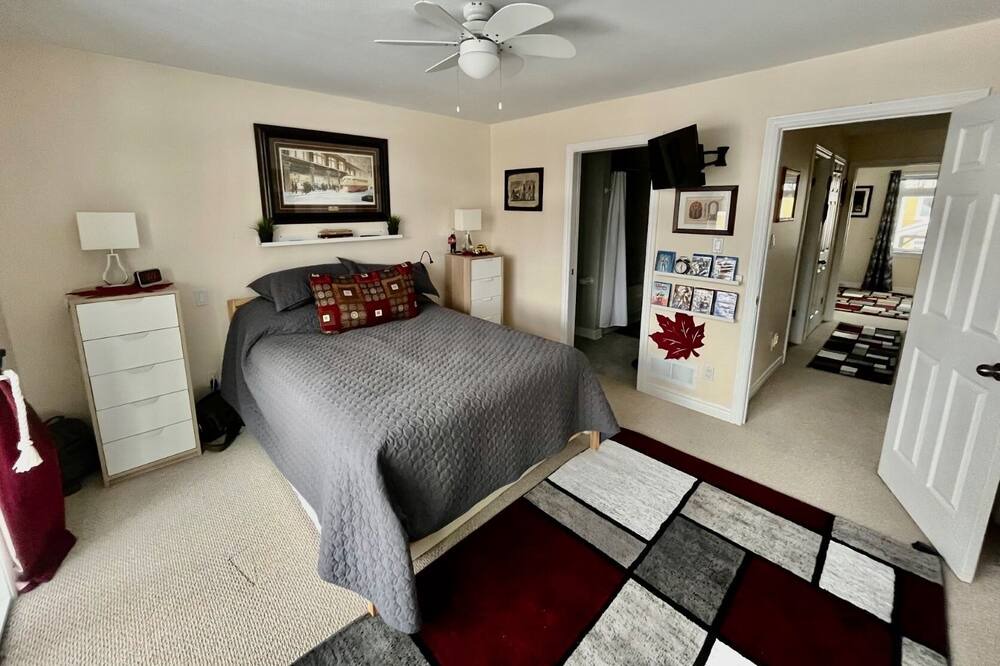 Photo of Bedroom in Anstruther Lake