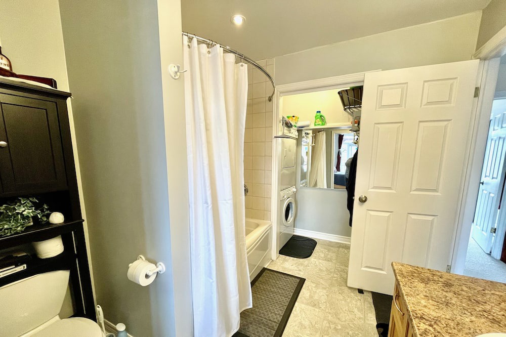Photo of Bedroom in Anstruther Lake