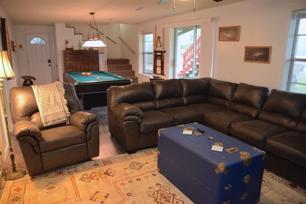 Photo of Livingroom in Horseshoe Bend