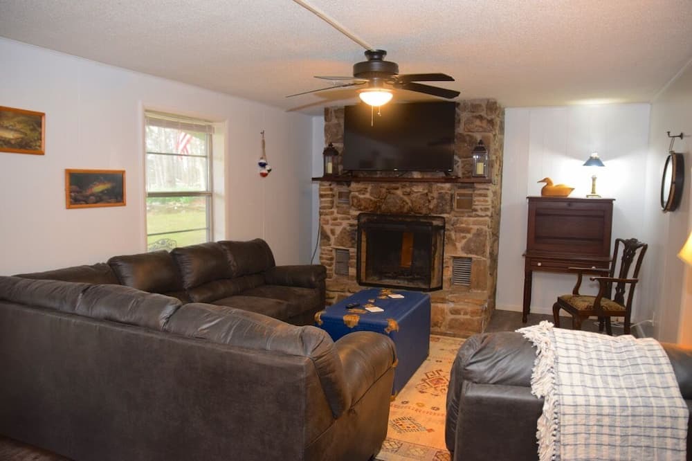 Photo of Livingroom in Horseshoe Bend