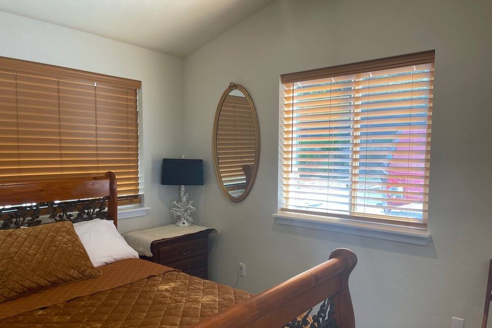 Photo of Bedroom in Gold Beach