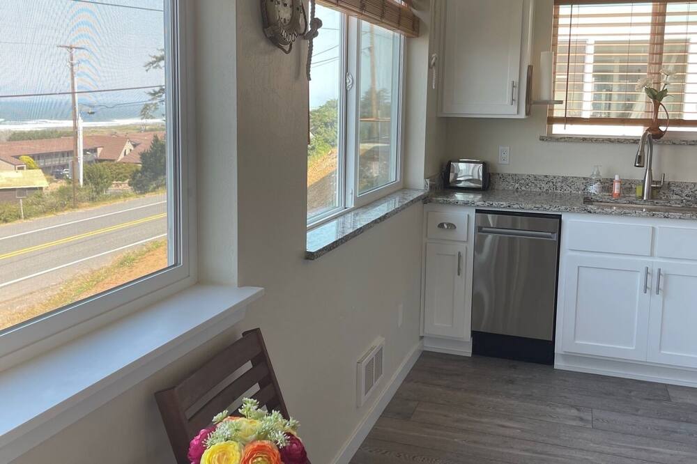 Photo of Kitchen in Gold Beach