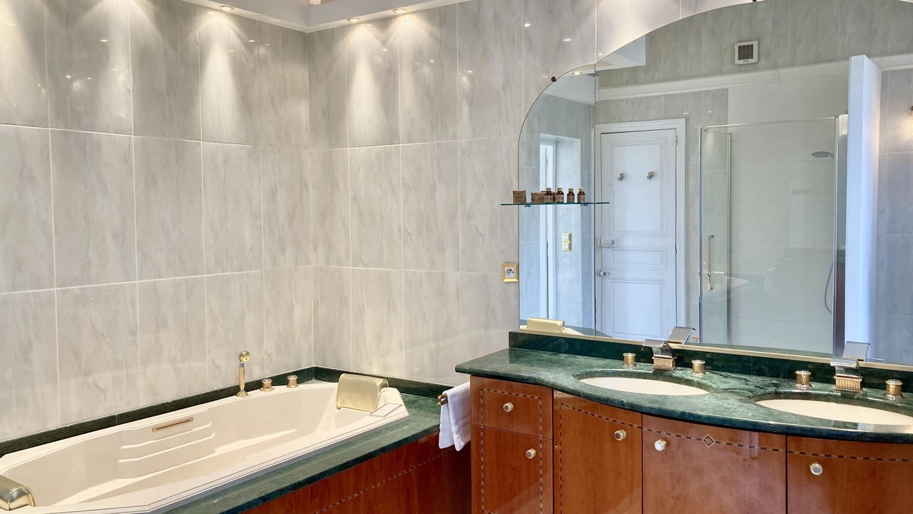 Photo of Bathroom in Montlouis-sur-Loire