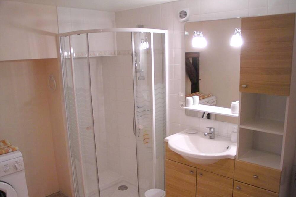 Photo of Bathroom in Braslou