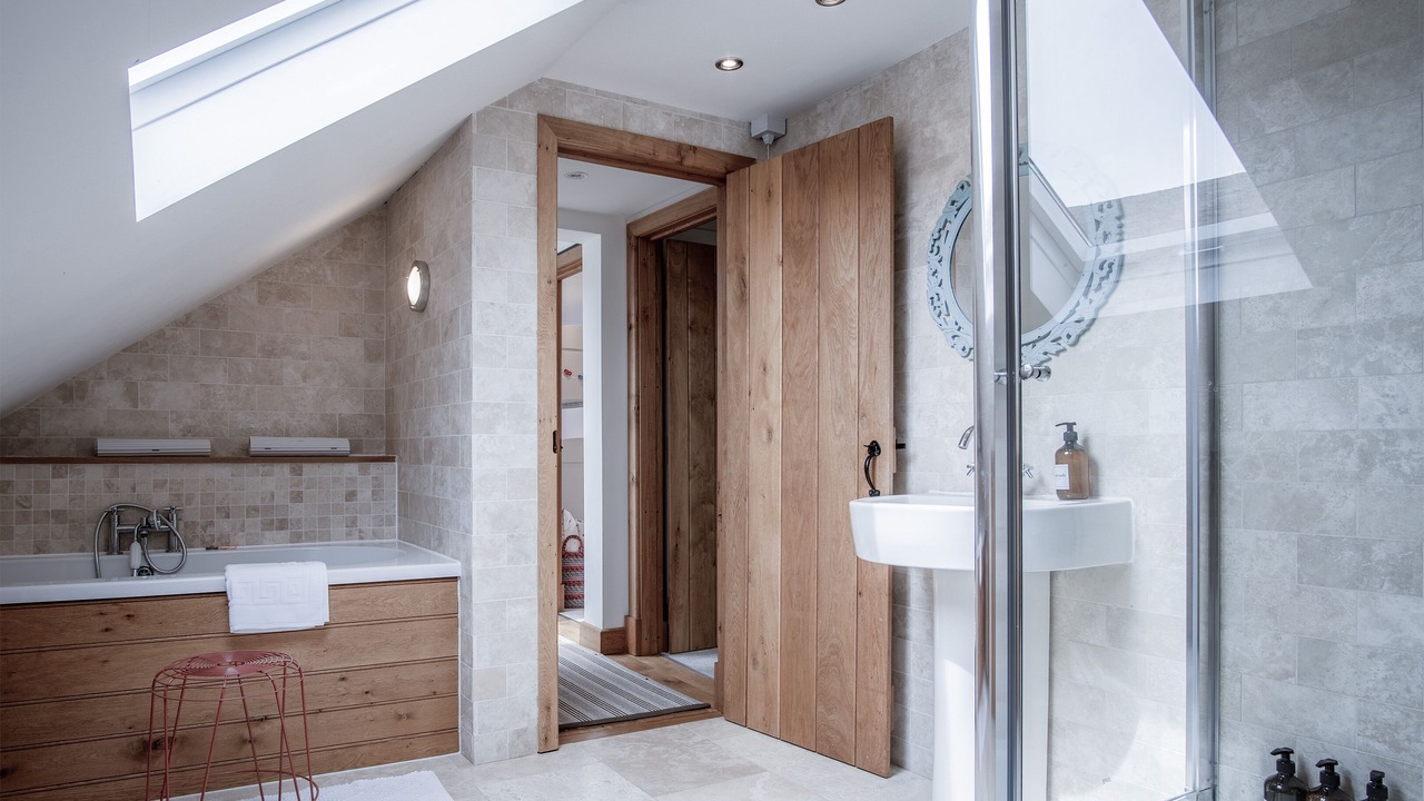 Photo of Bathroom in Llwchwr