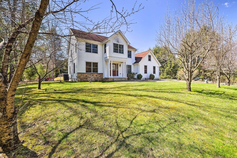 Photo of Outdoor in Henryville