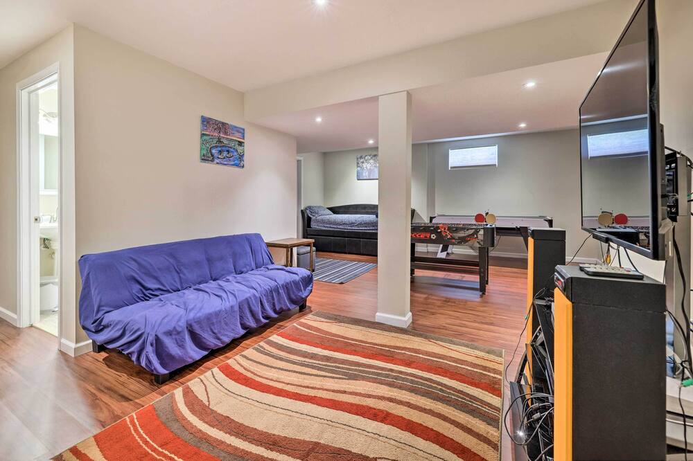 Photo of Bedroom in Henryville