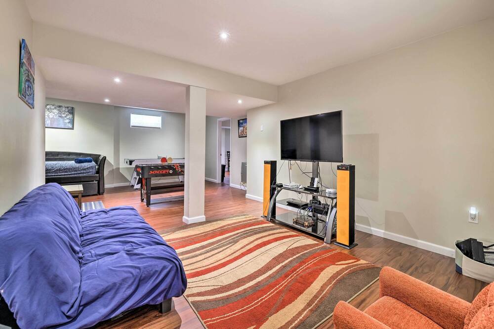 Photo of Bedroom in Henryville