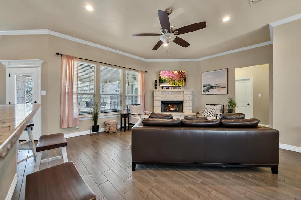 Photo of Livingroom in Belton