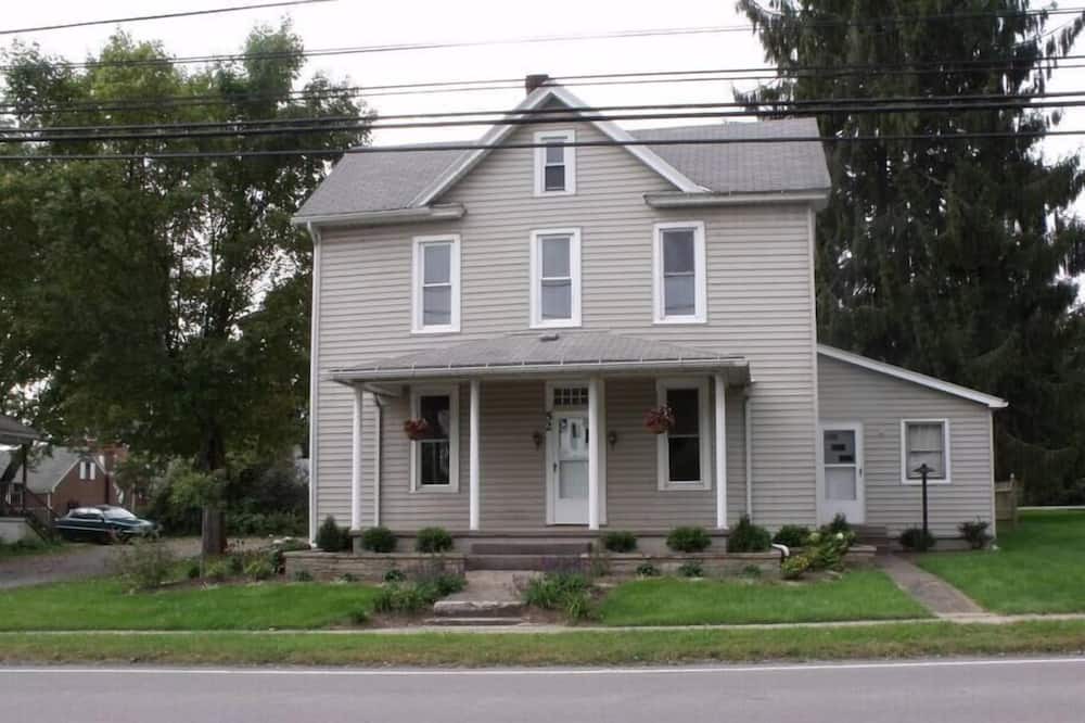 Photo of Outdoor in Reedsville