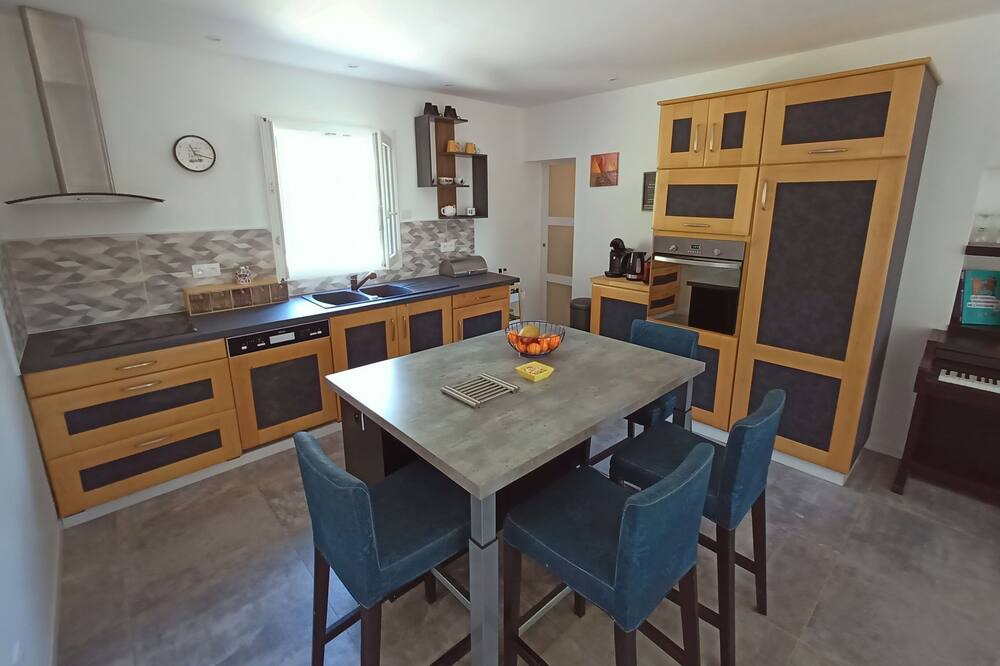 Photo of Kitchen in Seillons-Source-d'Argens