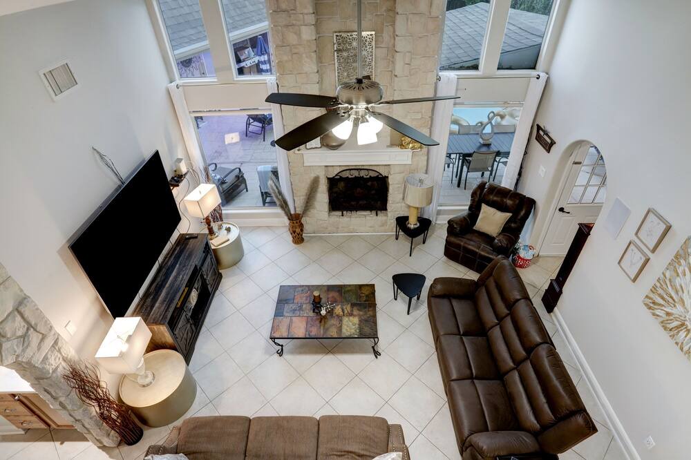 Photo of Bedroom in Mission Bend