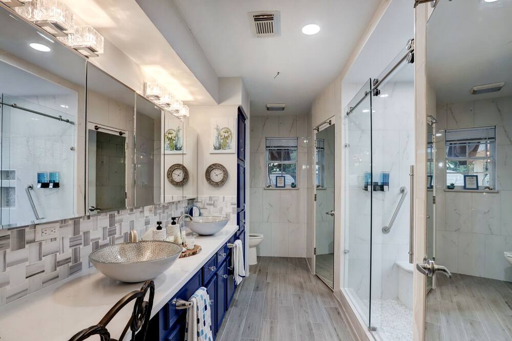 Photo of Bathroom in Mission Bend