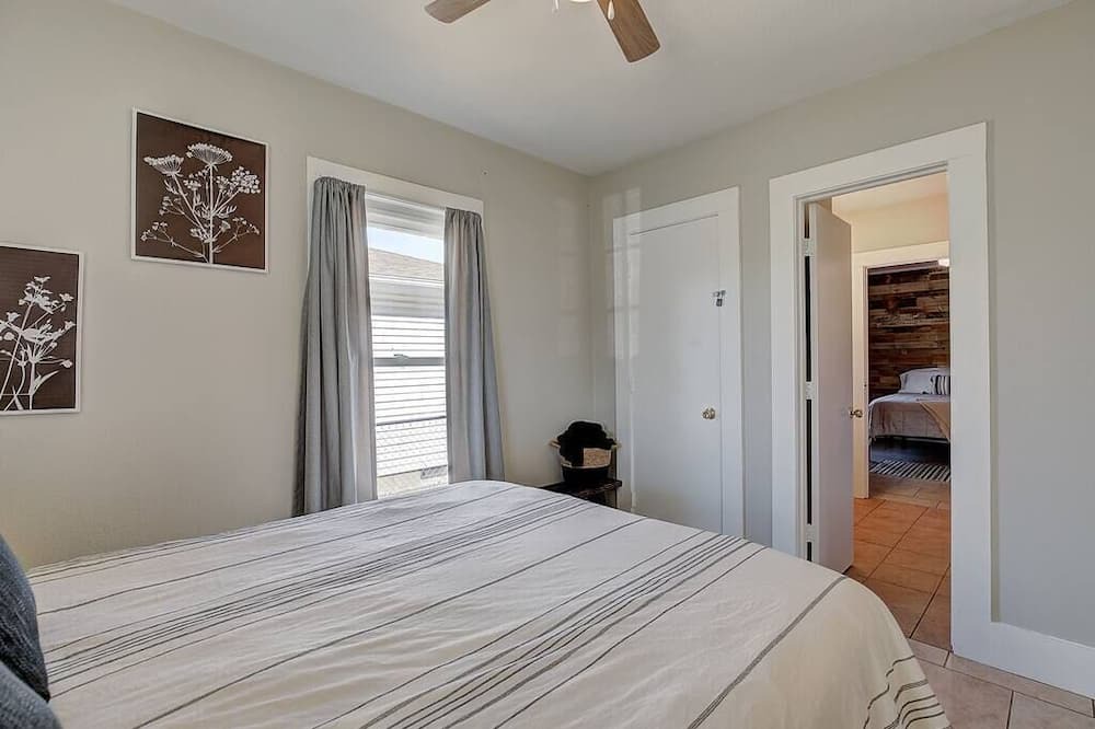 Photo of Bedroom in Joplin