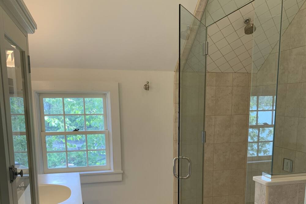 Photo of Bathroom in Moriah Center