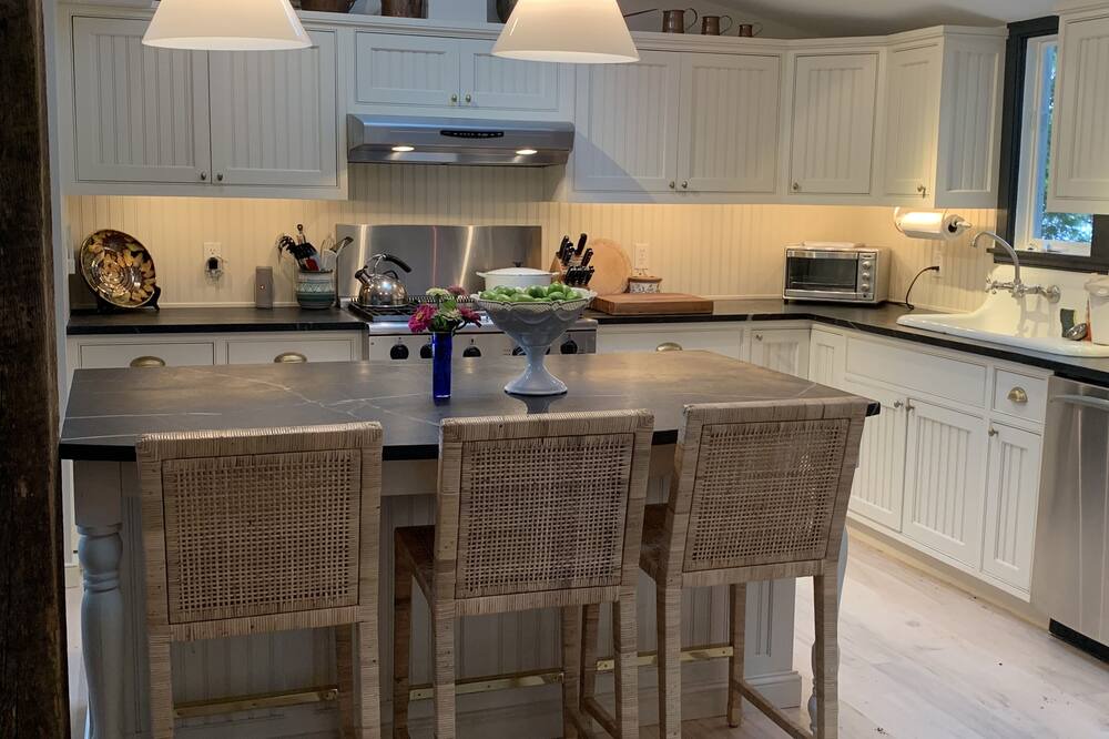 Photo of Kitchen in Moriah Center