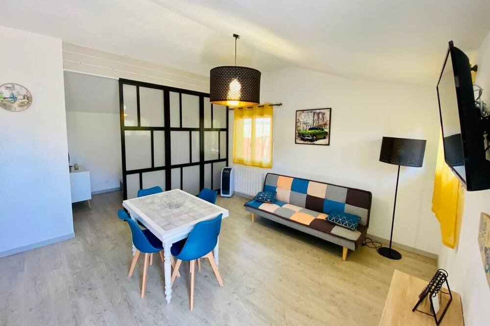 Photo of Livingroom in Hinx