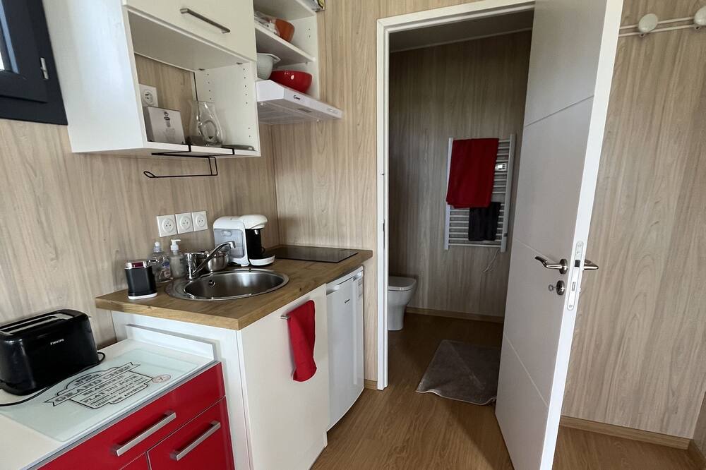 Photo of Others in Hinx