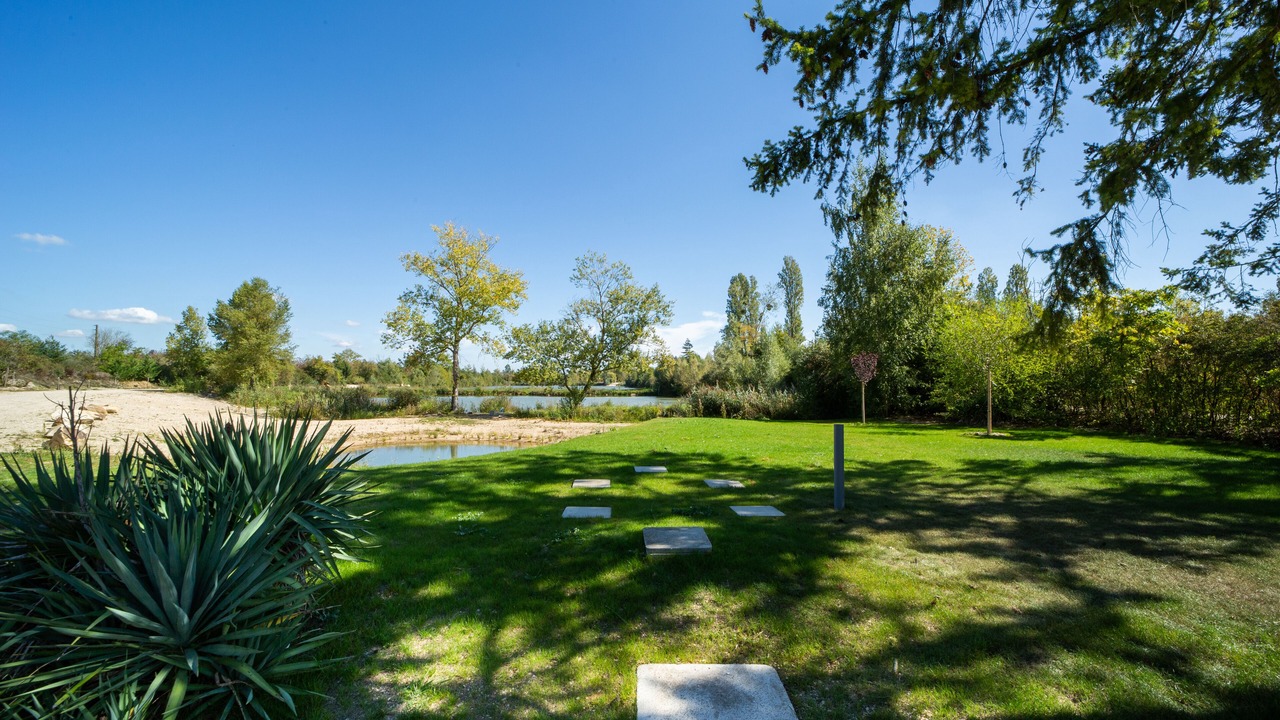 Photo of Bedroom in Gravon