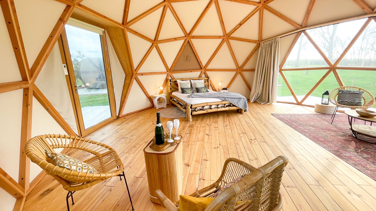 Photo of Others in Gravon