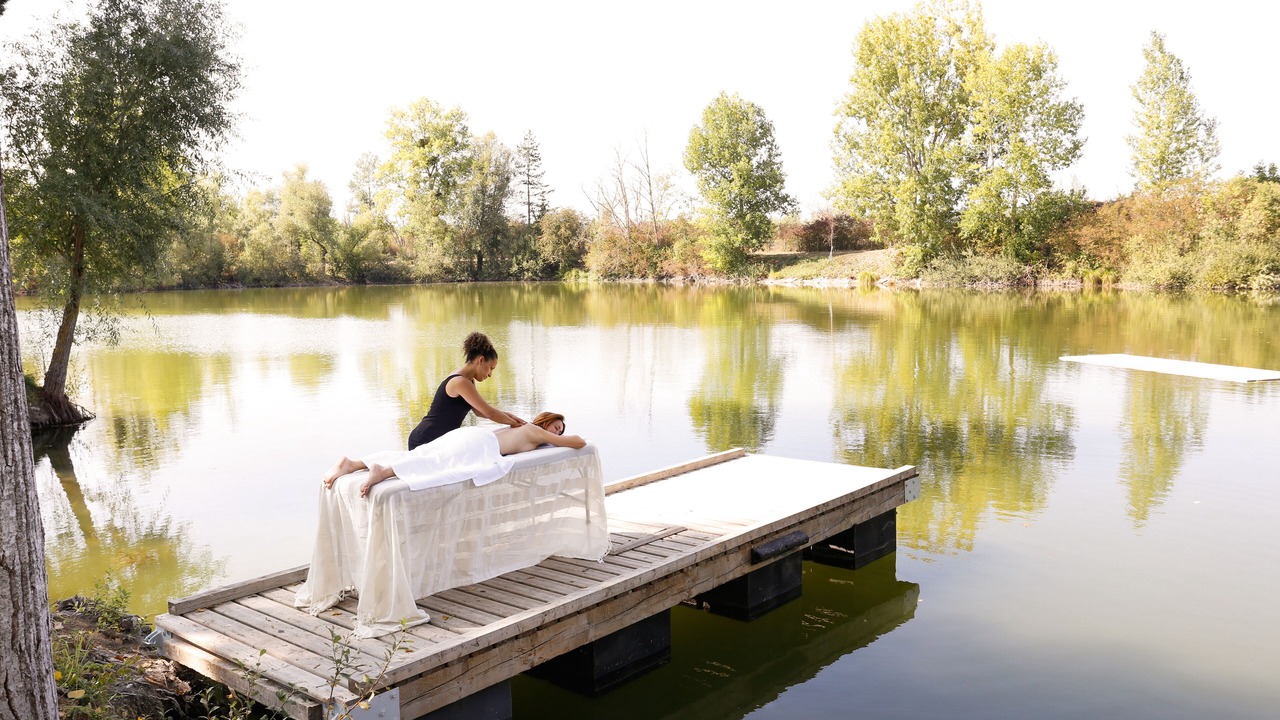 Photo of Others in Gravon