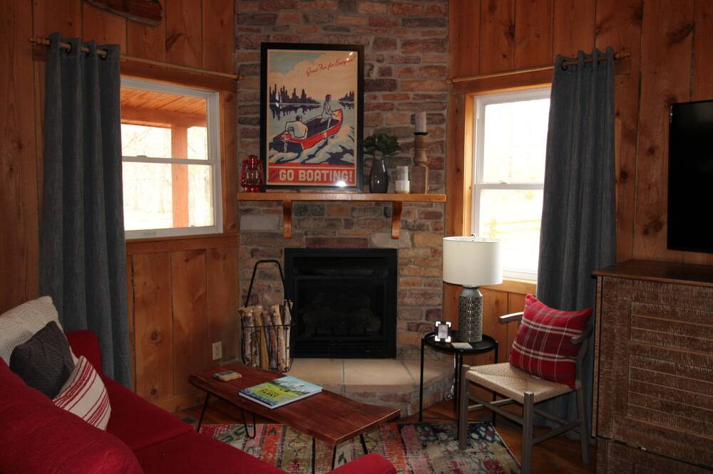 Photo of Livingroom in Bee Spring