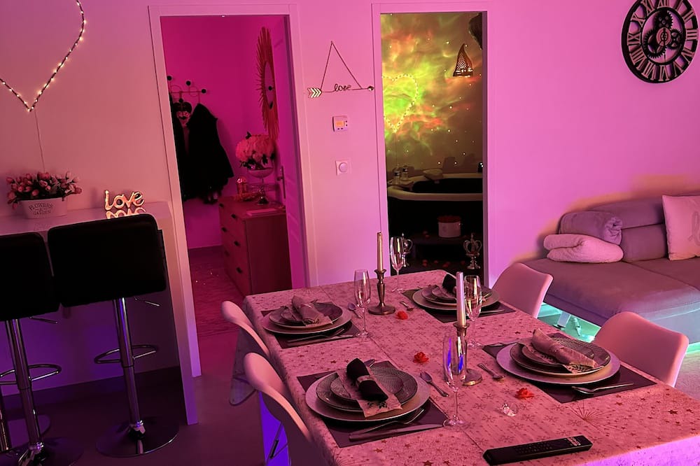 Photo of Others in Freneuse