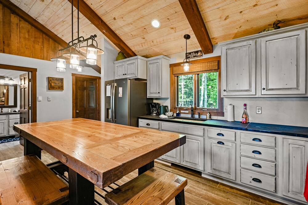 Photo of Kitchen in Sturgeon Bay