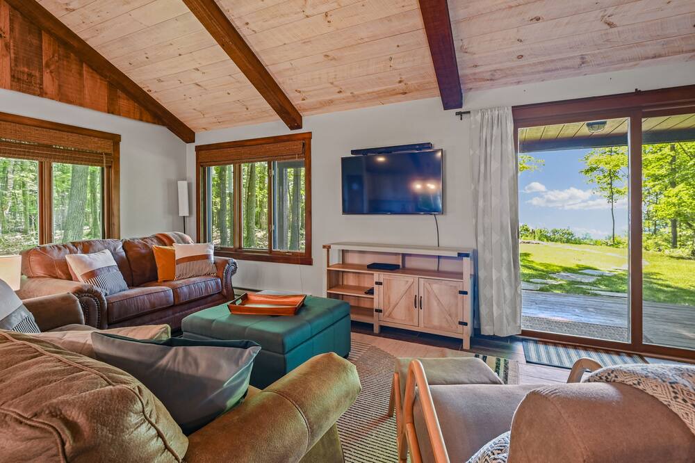 Photo of Livingroom in Sturgeon Bay