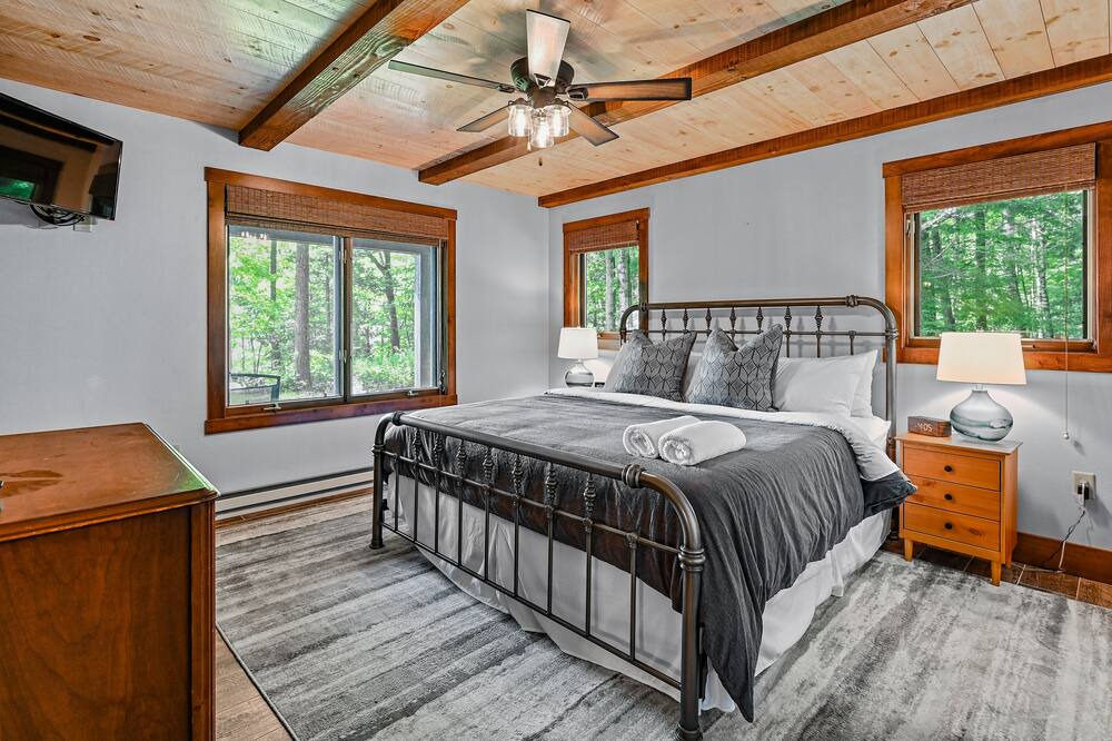 Photo of Bedroom in Sturgeon Bay