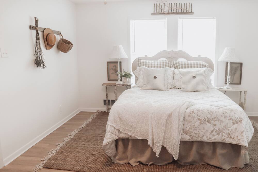 Photo of Bedroom in Royse City