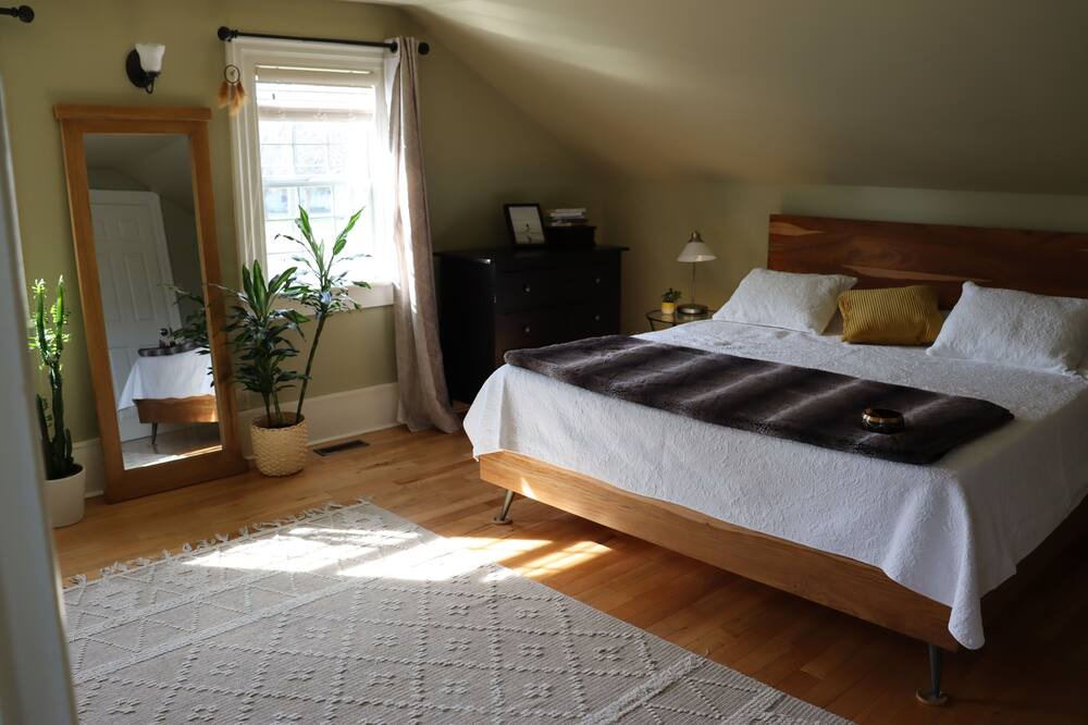Photo of Bedroom in Prince Edward