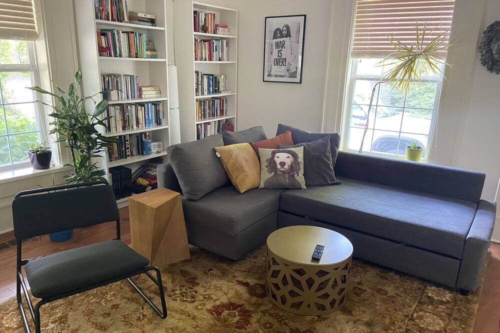 Photo of Livingroom in Prince Edward