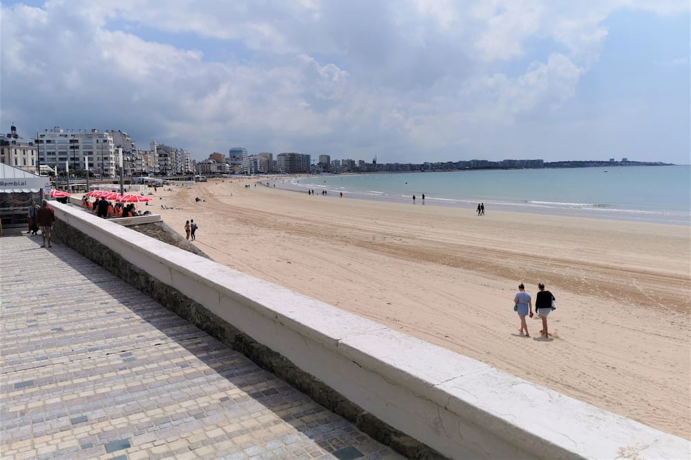 Photo of Others in LʼIle-dʼOlonne