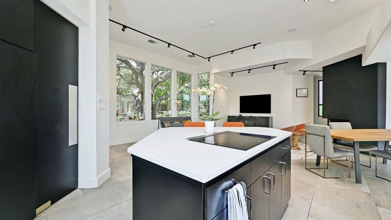 Photo of Kitchen in Austin Lake Estates