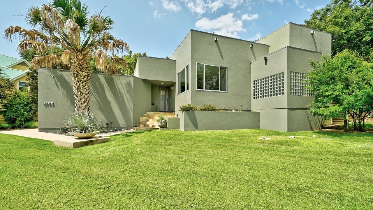 Photo of Outdoor in Austin Lake Estates
